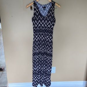 Cute hooded maxi dress